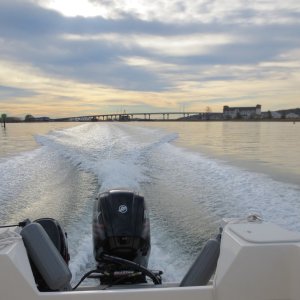 Leaving the Swinomish Channel on Thursday Morning