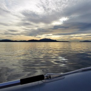 Cruising back to Fossil Bay