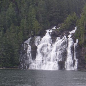 26 08 Kynoch - gorgeous waterfalls!