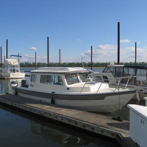 Finally in the slip at Steamboat Landing Vancouver WA.