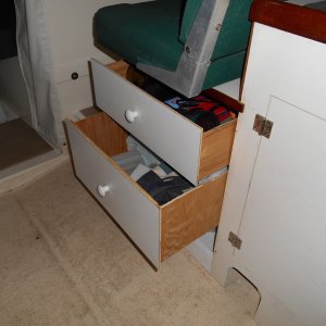 Made these lightweight drawers out of 1/4" marine plywood.