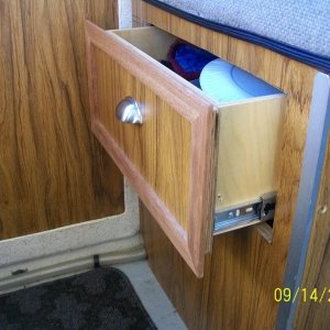 Aft Dinette drawer storage