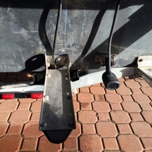 Media 'On left, LSS-2 StructureScan transducer. On right is 83/200 transducer.' in album 'Lowrance hds gen2 7 touch'