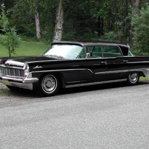 Our "Gangsta" car;
1959 Lincoln Premiere