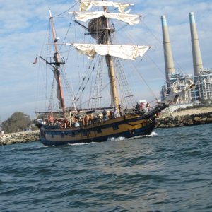 Hawaiian Chieftain in the "Jaws" by the power plant
