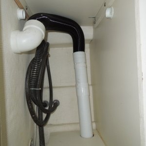 Frech air return in aft cabinet.