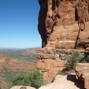 Anne on the edge of the cliff at Cathedral Rock in Sedona - ahhhhhhhhhh UNREAL!