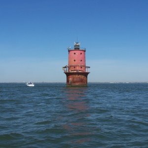 Thimble Shoals light