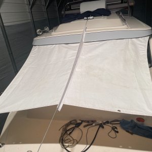 EXTERIOR - forward rain shield