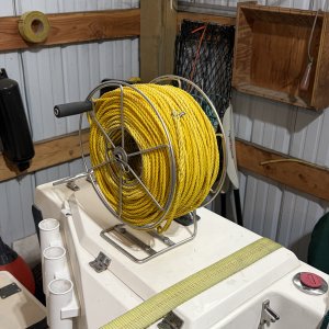 Stainless stern tie reel