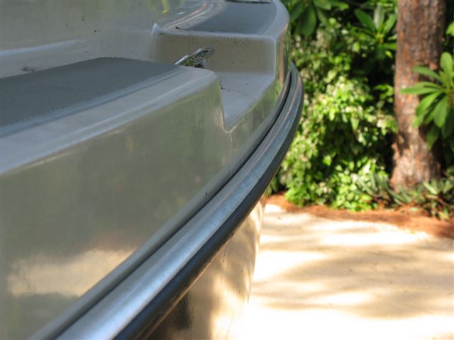 003 3
Starboard side by cleat