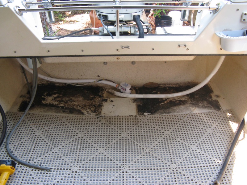 0683 Many years of mess under the tanks