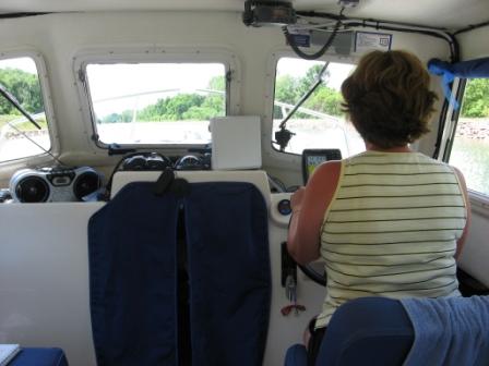 10 1s mate at the helm, 10mph limit