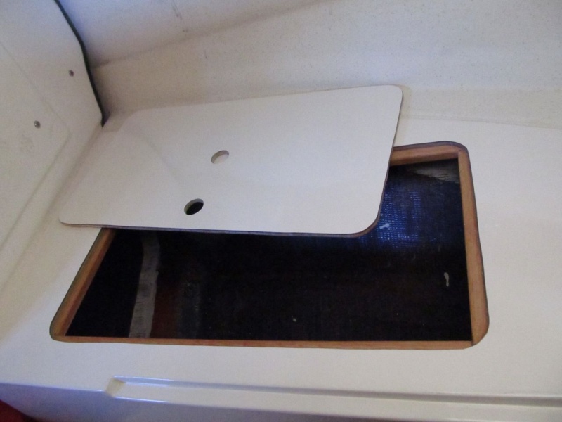 10 Port side with top ajar