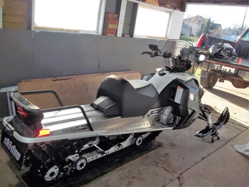 11/29/2015  2016 Ski-Doo Expedition Sport 550f . removed passenger seat and will try to construct a storage box.