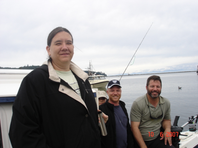11 Aug 2007 Neah Bay, WA
Scott (far right) aka
Beartrack with friends.