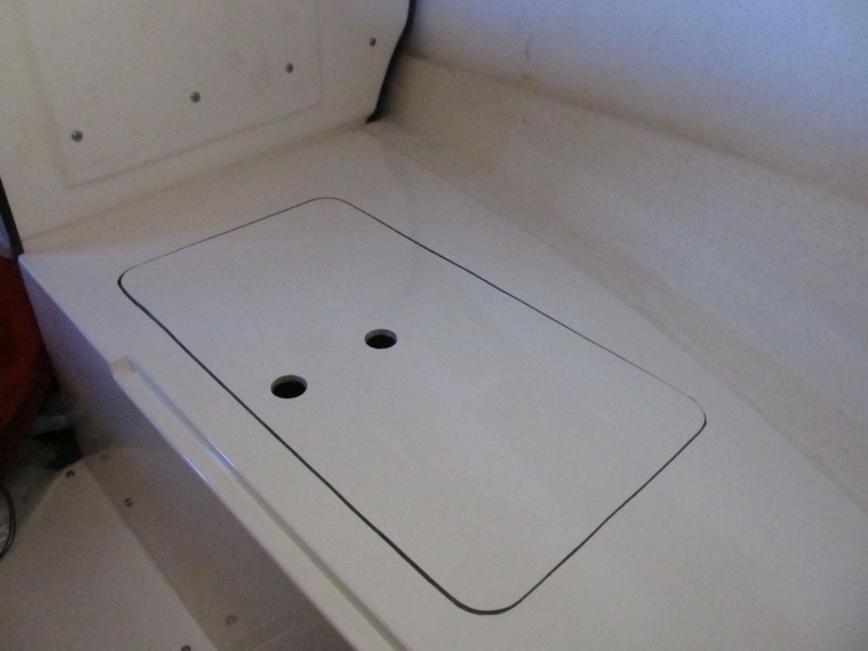 11 Port side with top in place