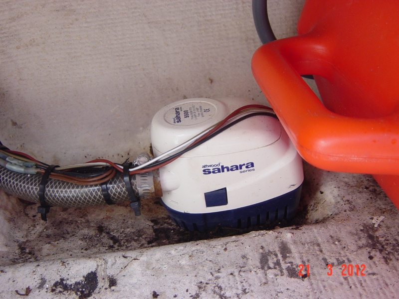 1100gph  bilge pump