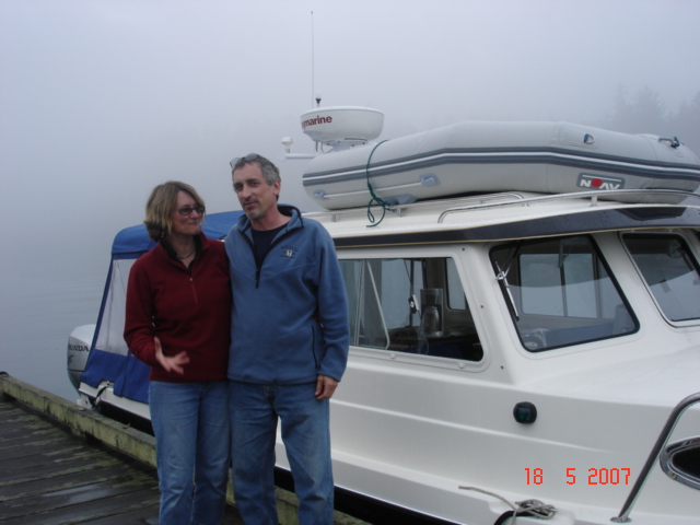 18 July Cornet Bay
Steve aka Seaboldski and Lorraine with new TC aka STRAY CAT