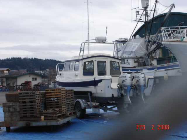 2 Feb 2008 Bellingham
In same yard as MAXIMO,
Rear view of 22 CD.
Doesn't have a name.