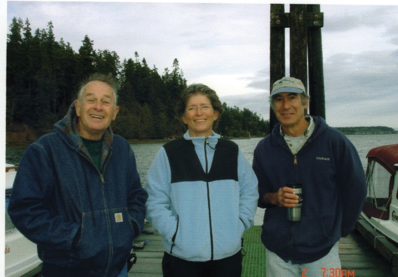 2 Oct 2005 Sequim: Joe (R-Matey), Robbi (C-Run) & Capt Mac (Two Lucky Fish).