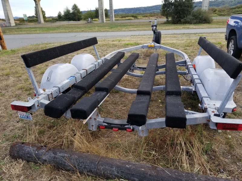 2005 King Trailer
(newly carpeted)
View of sling slots
