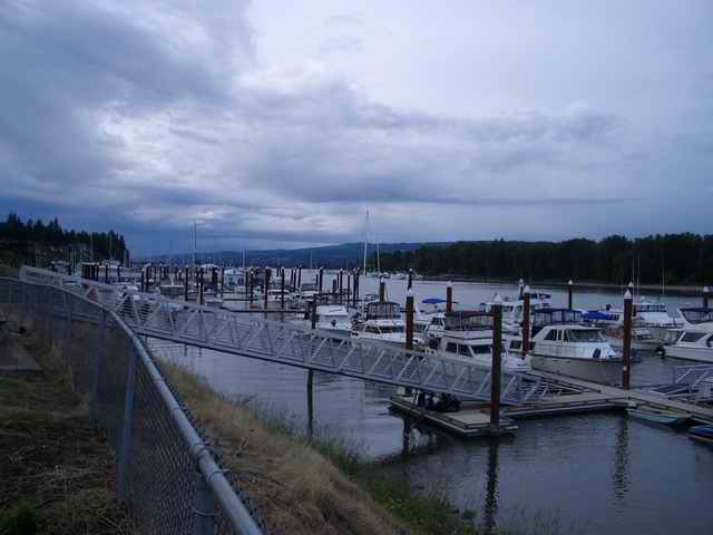 20050618f St. Helens docks