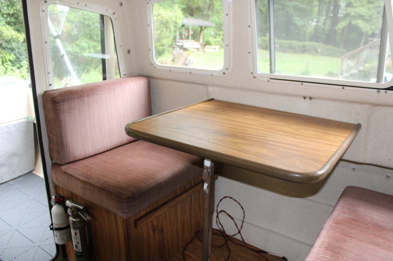 29 Dinette