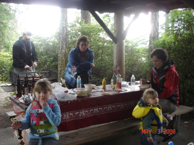 3 Generations of boaters
Karl, Amy & their girls 
(C-DAISY) and Beledia
(GOYO for grandma)