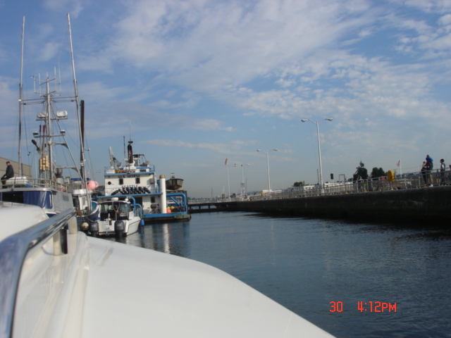 30 Sept Seattle trip
In the locks looking east