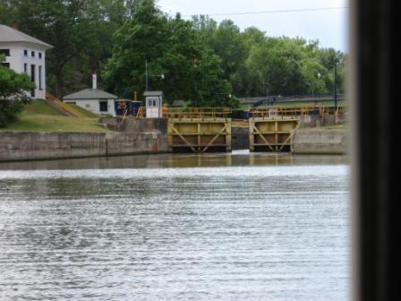 3b Aproaching lock 25