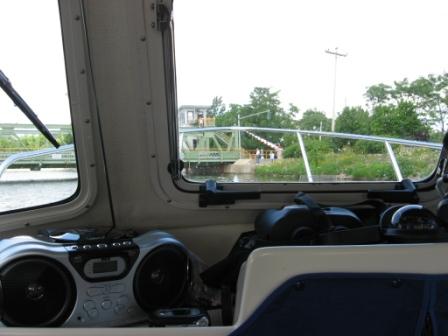 8 Aproaching a lift bridge