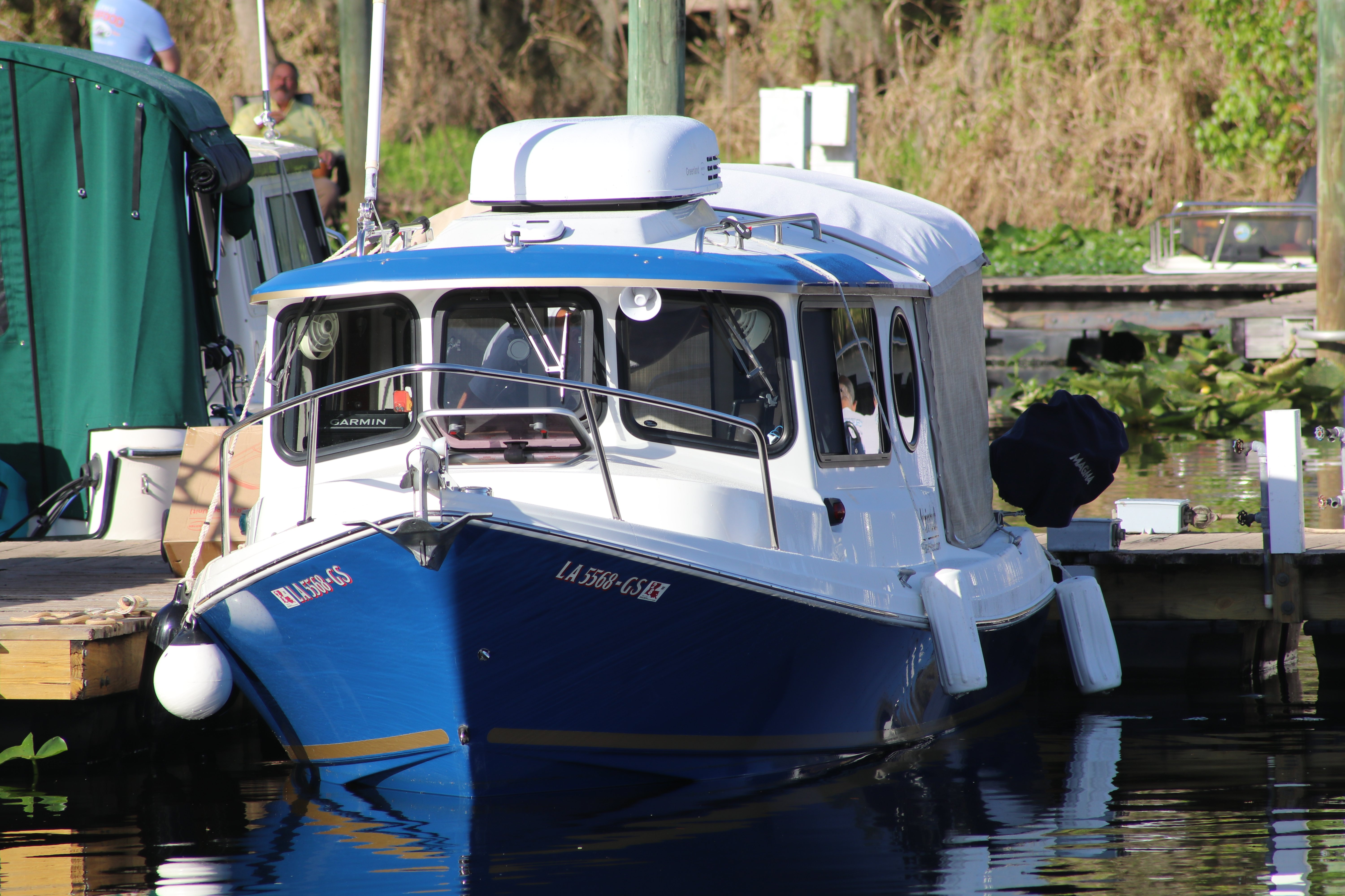 A/C freshly mounted days before Hontoon (photo credit Laska) - Thanks