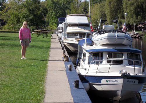 A quick walk while waiting for the lock