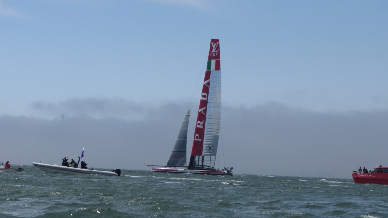 America\'s Cup Race 2013 Prada losing to  Emirates SFO