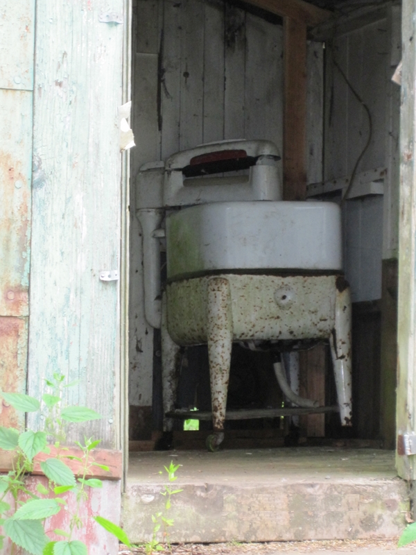 Antique washing machine