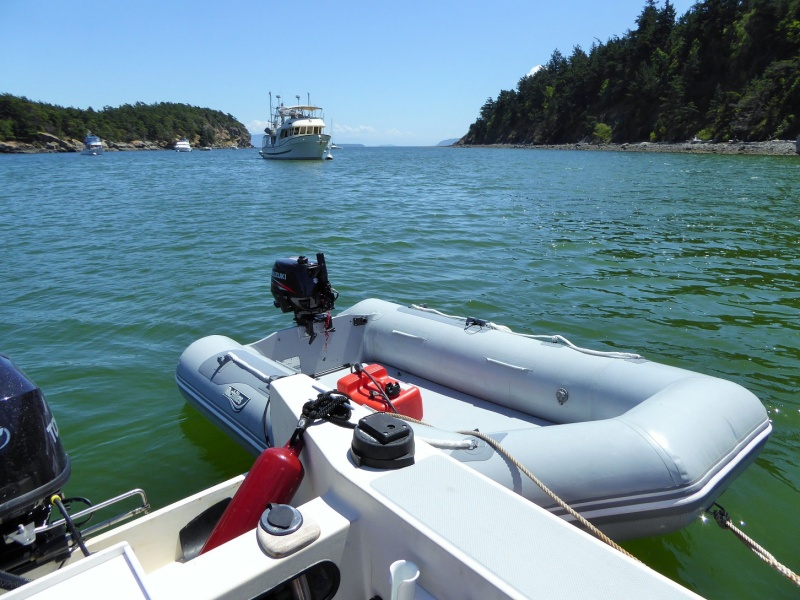 Arrived at Sucia, finally around 11 AM to catch the only remaining buoy, this one in Fossil Bay.  Fossil Bay is usually my last choice due to all the activity, but all the other bays were already full.  Dinghy set up and ready to head to shore.