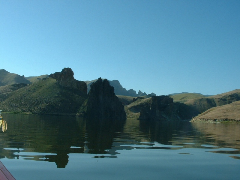 (B~C) there\'s lots of neat geology but not many neat pics