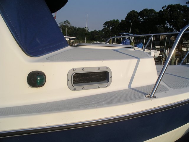 Beckson PO310-SS10 Porthole with cutout 8 inches forward of  the sidelight center
