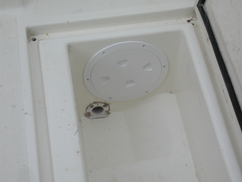 Beckson screw-in deck plate to cover hole. 10" overall diameter.