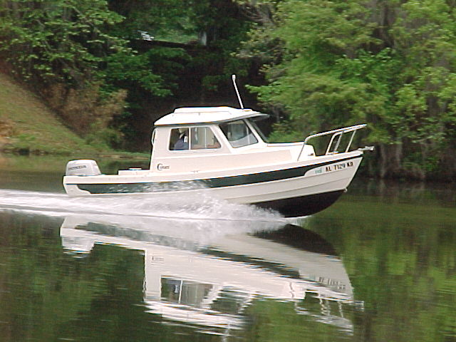 (Byrdman) Jabez on AL River:  Photo by El-Halcyon
