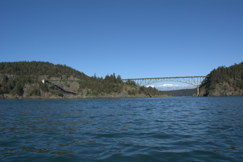 Cant really tell from out here but it was a busy day at Deception Pass park with 100s of people on the beach.