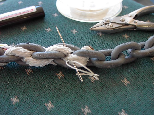 Chain/Rope Splice: Two strands that are woven into the chain are also sewn together where they cross at each chain link,