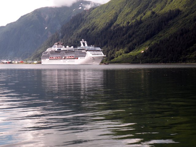 Coral Princess departing Juneau