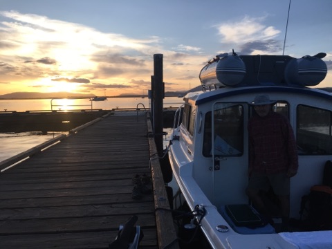Cozy evening at Sydney Spit Marine Park.