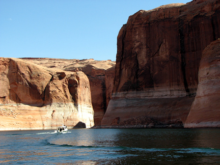 Cruising into Forgotten Canyon