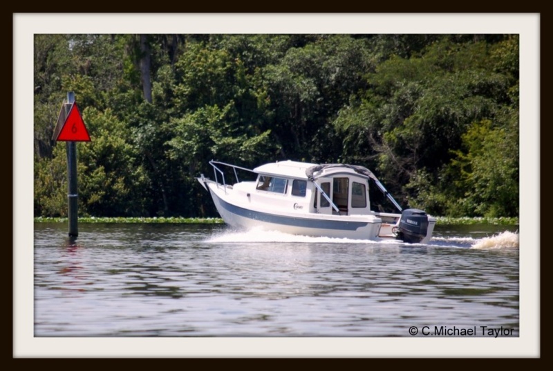 Cruising on St Johns River, FL
