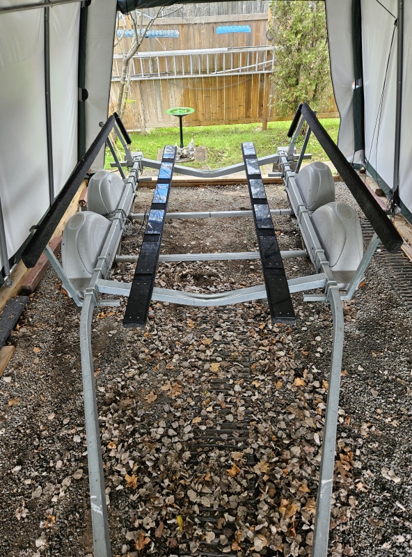Cuba Super Slides for my Trailer Bunks

Thanks For The Link   "thataway"
