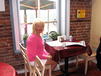 Cute little breakfast place