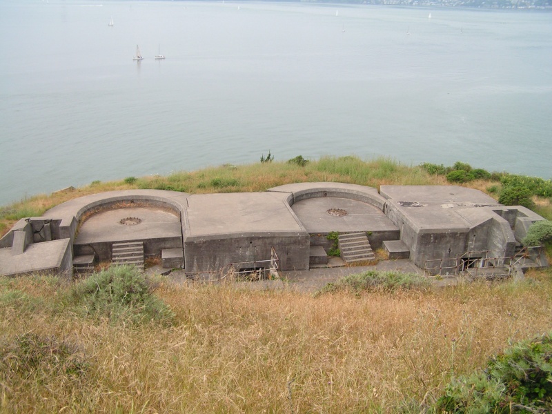 (Dora~Jean) Couple of turret-mounts for cannons (removed).